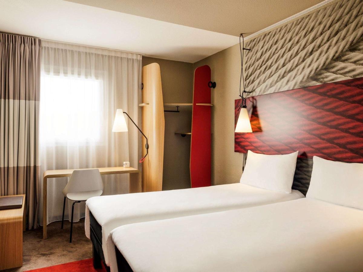 Hotel Ibis Senlis Senlis  Esterno foto