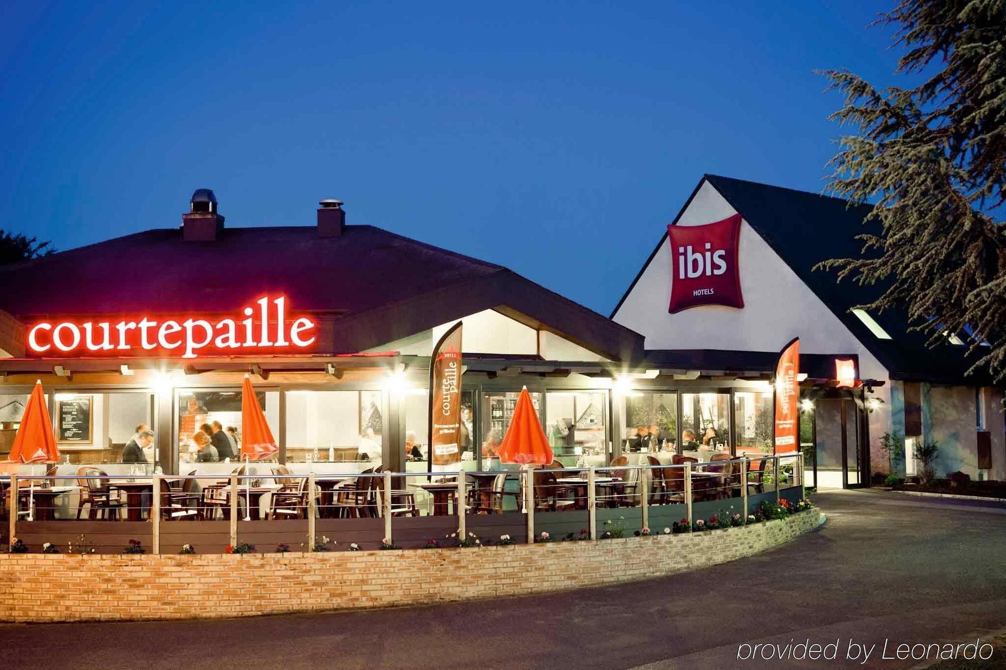 Hotel Ibis Senlis Senlis  Esterno foto
