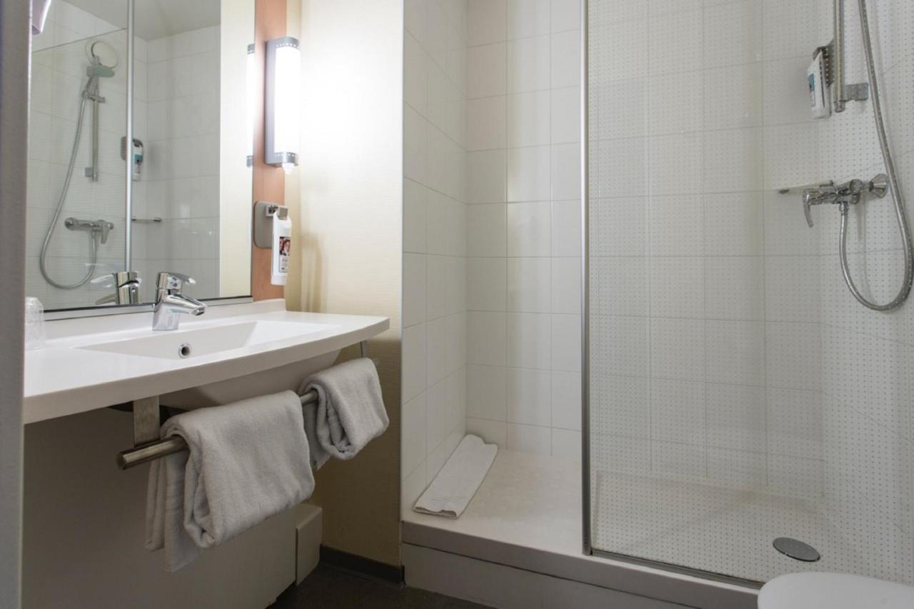 Hotel Ibis Senlis Senlis  Esterno foto